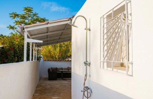 The Beach White House - 80m from the Beach - Renovated - Foto 17