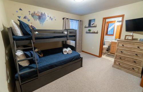 Harmony Hill Stylish 4bd Mountain Retreat, Hot Tub, Games - Foto 23