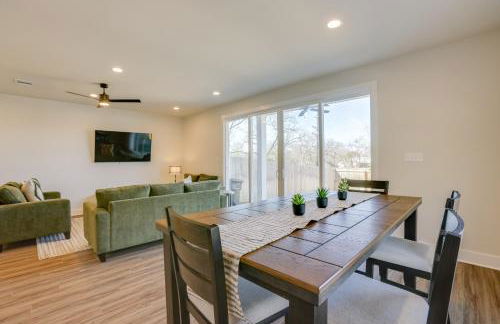 Less Than 1 Mi to Texas AandM Group Getaway with Balcony! - Photo 10