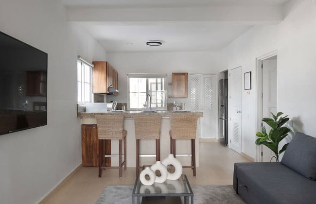 2Br Beach-near Suite Escape - Photo 18