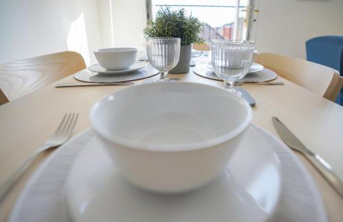 Stylish Apartment with Private Parking - Foto 26