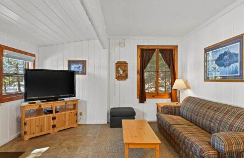 Whispering Waters Bayview Resort Cabin 4 - Foto 17