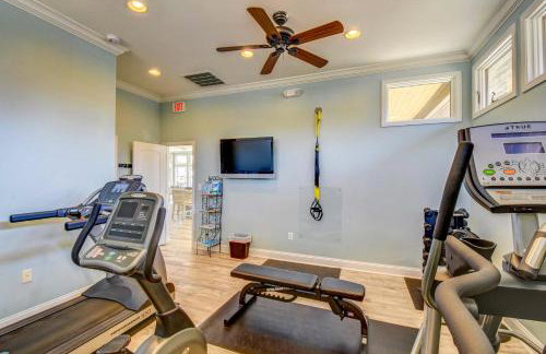 West Union Townhome with Patio and Lake View - Foto 37