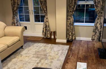 Garden Flat near train station - Foto 1