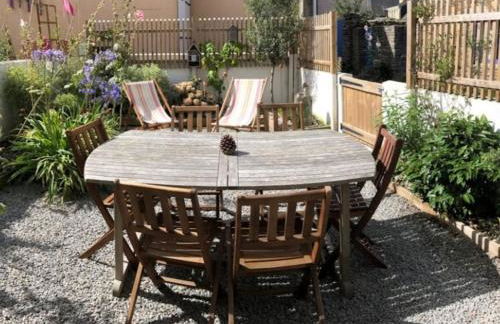 Maison ensoleillée proche plages à 200m - FR-1-813-22 - Photo 6