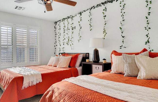 La Pryor Gilbert - Photo 9