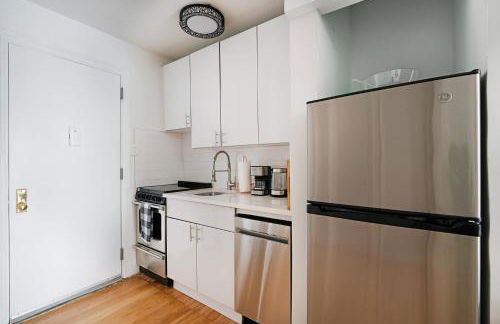 444-3F Newly renovated 1BR in Hell's Kitchen - Foto 10