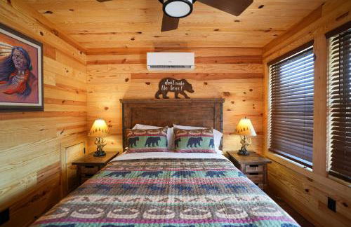 New Lux Cabin Hot Tub FirePit Games - Foto 4