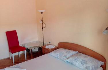 Apartment Luka - Photo 9