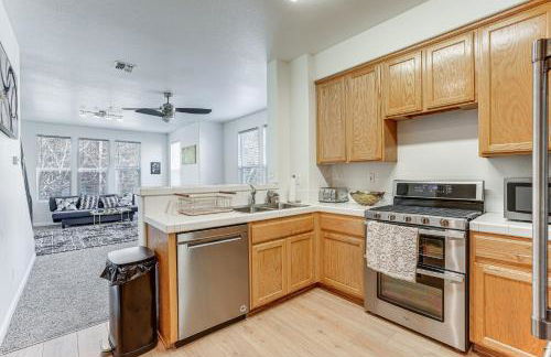 Walk to BART Station Richmond Townhome with Balcony - Photo 10