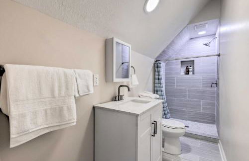 Spacious Family Home in Kansas City Suburb! - Foto 28