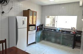 Casa para alugar no período da cop 30 , 3 minutos de onde serão realizados os eventos climáticos, casa ampla com garagem churrasqueira, piscina, terraço arejado, 3 quartos sendo 2 suítes climatizadas, sala com sofá cama e tv por assinatura - Foto 13