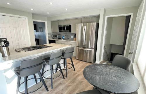 7-Bedroom Home with Views of the Rocky Mountains - Foto 7