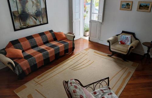 Muito espaço e natureza no meio da cidade - Foto 4