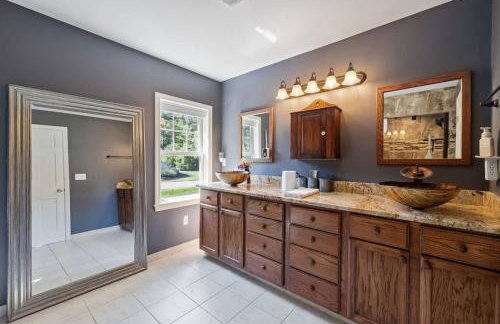 Lakeside Luxury Retreat with Winnipesaukee Views - Foto 60