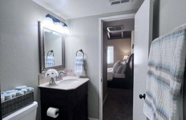 Luxurious 2 Bedroom Condo Shortest Walk To Disney - Foto 21