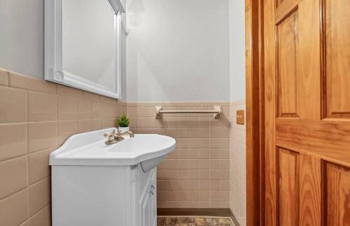 Cozy Duplex Near BUF International Airport - Foto 24