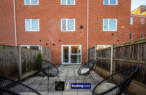 Cosy 4-Bed House l Garden l Free Parking l WiFi l Specious l Hosted by The Cosy Corner Nationwide - Foto 38