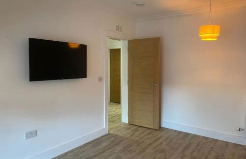 5 Smithhills Paisley Central GLW & Glasgow access - Foto 9