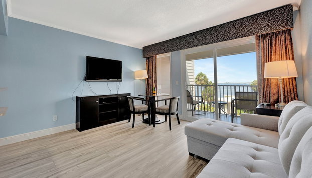 Condo less than 5 min from Airport with Sunset Views - Foto 3, Habitación