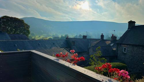 Northcliffe - Stylish Stone Cottage - Spa Bath - Peak Views - Foto 2