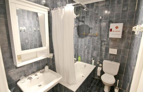 Piso con vistas a la playa de Laredo - APARTAMENTO BELLAVISTA - Photo 11