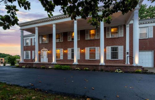 King suite-Huge tub-A Charmer-The Blue Jay Suite - Foto 19