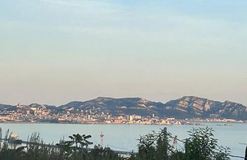 maison entièrement climatisée vue d'exception mer et rade de Marseille avec piscine 8 personnes - Foto 14