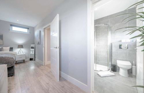 Beautiful 2BR Penthouse Ideal For Families By Charles Richardson ltd Short Term Rentals Couldson - Foto 18