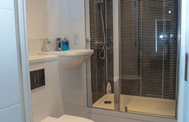 Dreams Apartments 2 Bed - Photo 31