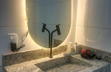 Casa 04 - Casa com 2 quartos, sendo uma suíte localizada próximo a rodoviária e o aeroporto - Photo 11