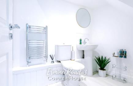 Designer apartments for City Breaks in Chester - Photo 64