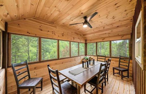 Mountain View Retreat with Large Swim Spa, Game Room - Foto 29