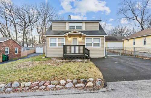 Newly remodeled Near Lake 4BR Hot Tub Navy Family home - Foto 8