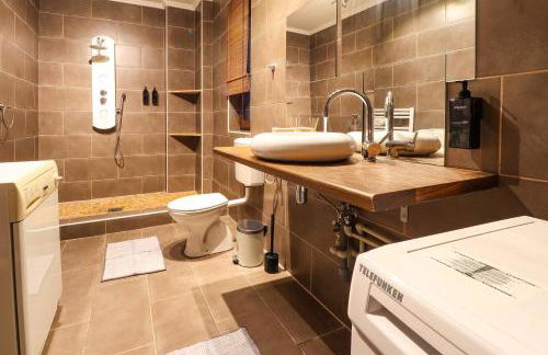 Großes, vollausgestattes Apartment für 5 Personen mit WLAN, vollausgestatteter Küche, Waschmaschine und Trockner - Foto 5