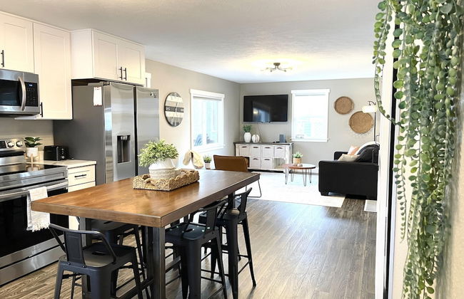 Relaxing Riverside 10 Minutes to Shipshewana - Photo 15