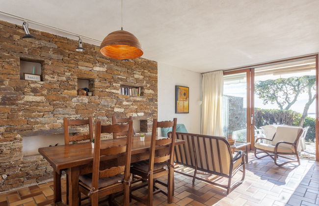 2 bedroom House in Bormes-les-Mimosas with garden and terrace - Photo 9