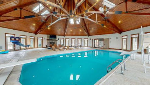 Grace and Grandeur-The Stables Estate - Foto 2