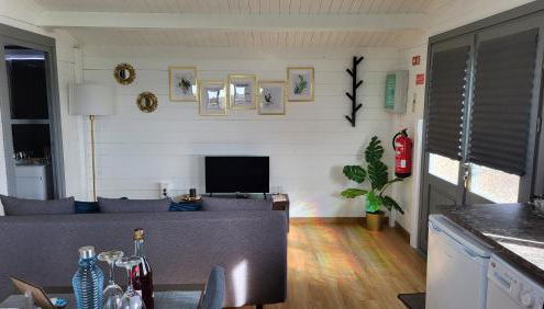 Joe & Vera's Villa - Photo 2