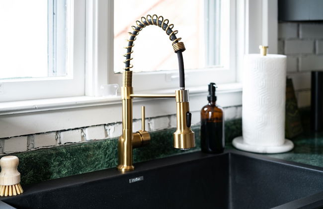 Prime Location Top Rated Clean Parking Free - Foto 21