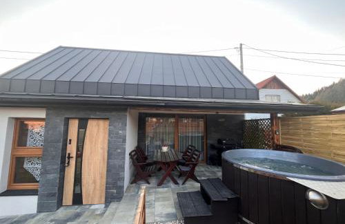 Domek w górach, noclegi w górach , Przystanek Stodoła , nocleg Beskidy , Velo Soła, balia ogrodowa, Rajcza, Rycerka - Foto 1