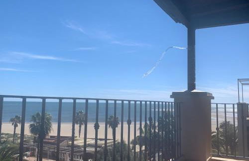 Mirando al mar. Primera linea de playa - Foto 7