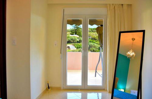 Luxury Suites in Stavromenos - Photo 21