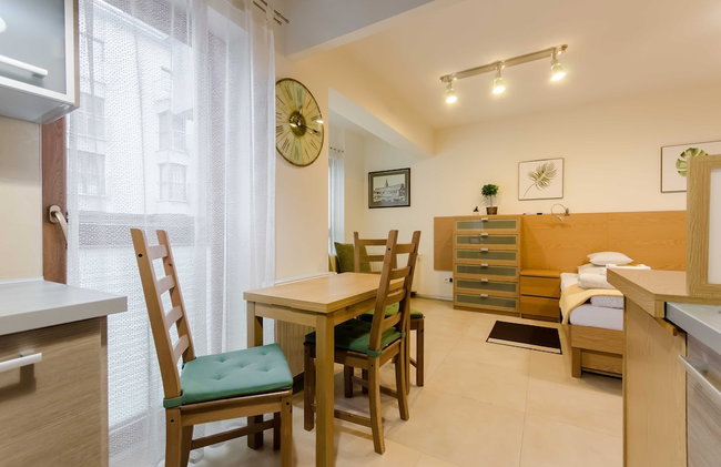 Family Apartments - Private Parking - Photo 25