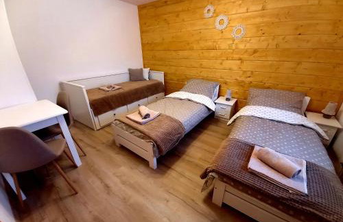 Noclegi Majowy Zakątek - Foto 6