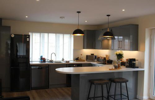 No 1 The Paddock - Spacious holiday home with a hot tub - Foto 6