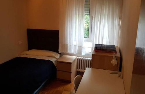 Piso completo 3 habitaciones y 2 baños palacio congresos - Foto 5