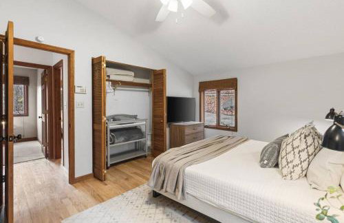 Dream Retreat with Hot Tub, FirePit, Grill and only 15 min to Downtown Chattanooga - Foto 22