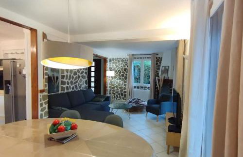 Jolie maison de 4 chambres avec jardinet - Foto 8