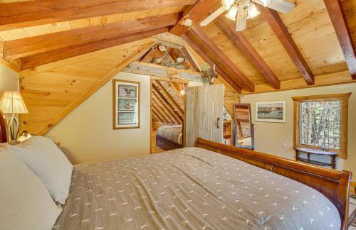 Rustic Searsport Cabin Loft and Sunroom on 10 Acres - Foto 22